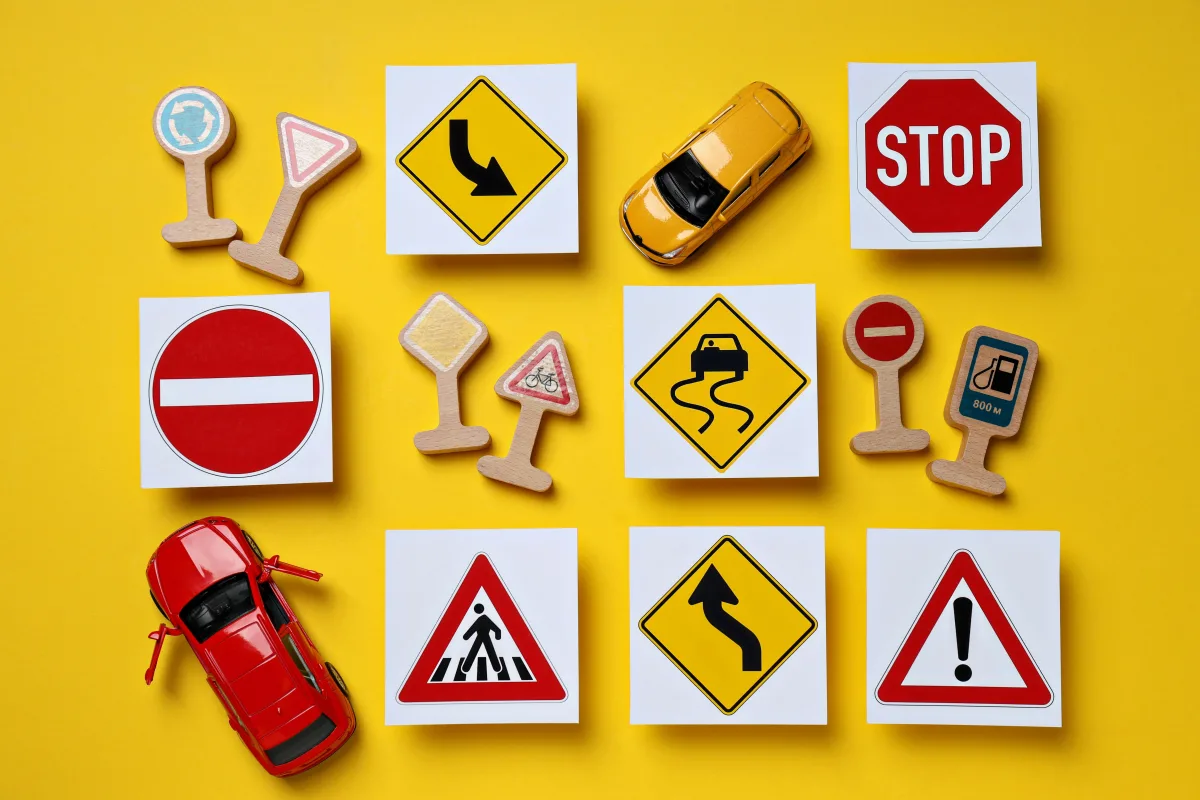 Voyant d'alerte sur un tableau de bord de voiture